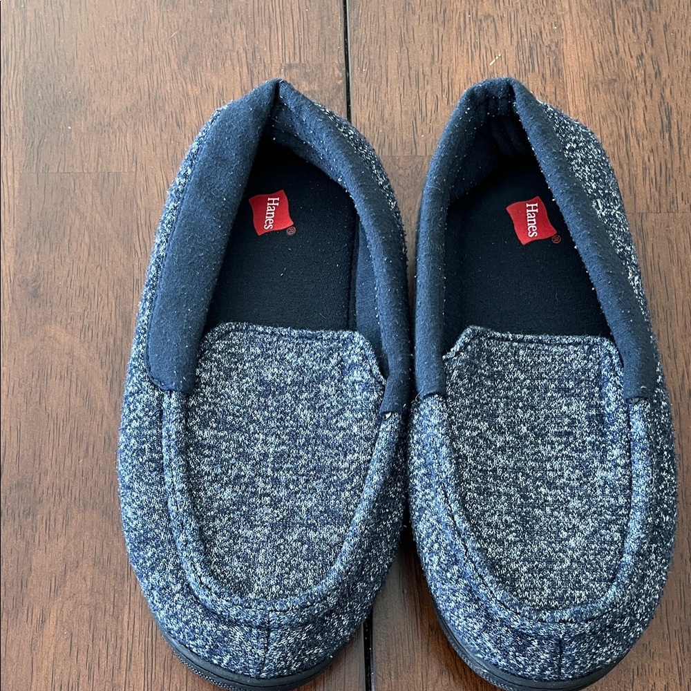 Hanes Kids' Navy and Gray Slippers